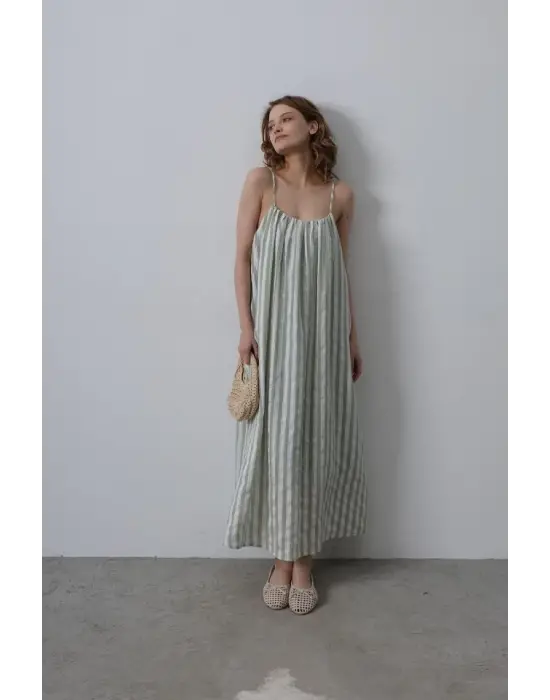 Omarı Trendi Yakala: Çizgi Desenli Askılı Elbise - Haki