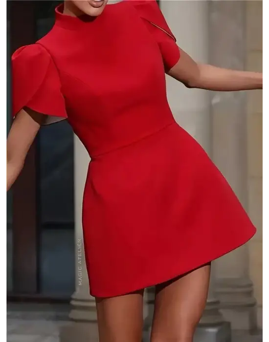 Omarı Derin Dekolte Detaylı Kadın Kısa Elbise