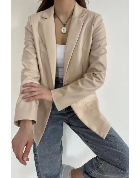 Omarı Deri Ceket - Bej Düğmeli Stil Sahibi Moda Parçası