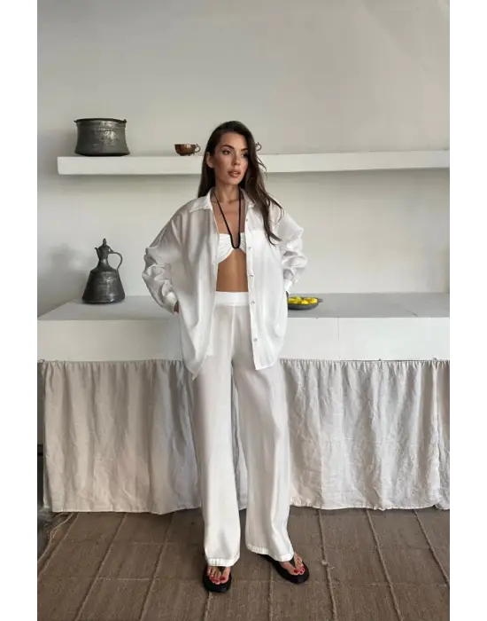 Omarı Klasik Beyaz Takım Elbise