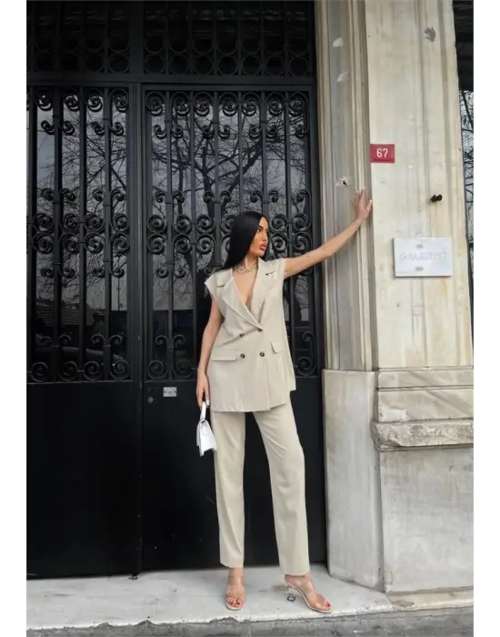 Omarı Çizgili Uzun Takım Bej