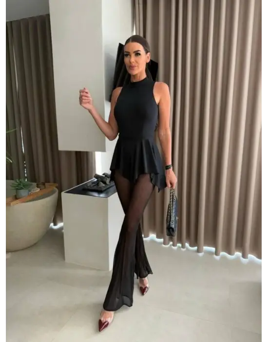 Omarı Şık ve Zarif Dantelli Tulum