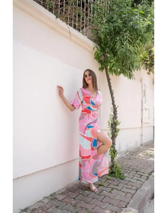 Omarı Şık Fuşya Desenli Yırtmaçlı Elbise