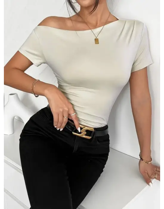 Omarı Omuzu Açık Büzgülü Viskon Bluz