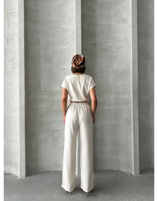 Omarı Yaz Şıklığına Uygun Bluz Pantolon Takımı