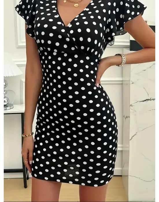 Omarı Şık Kruvaze Yakalı Puantiyeli Elbise