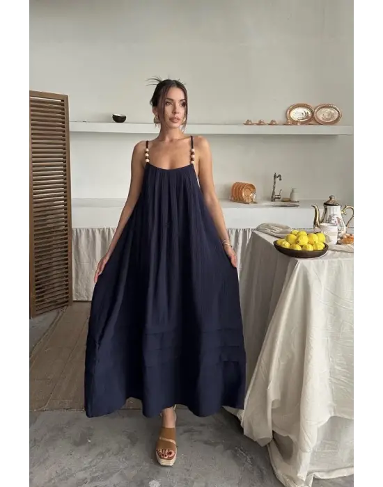 Omarı Şıklığıyla Büyüleyen Lacivert Müslin Elbise