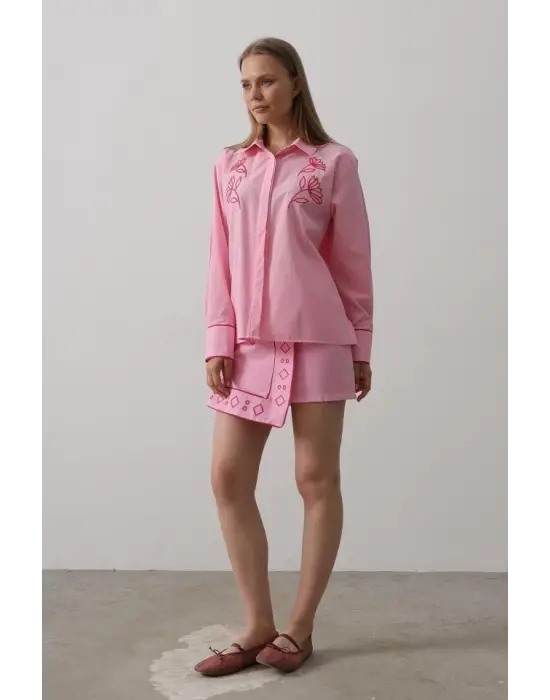 Omarı Zarif Nakış Desenli Etek Takımı - Pembe