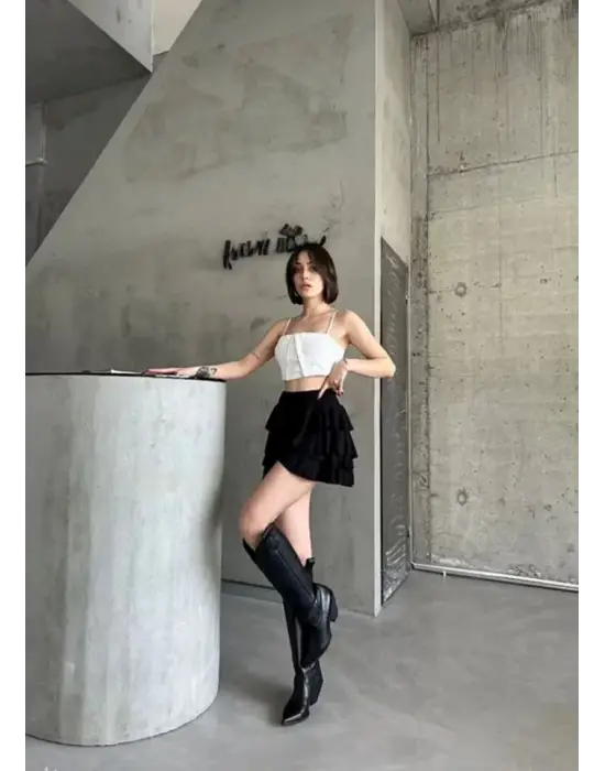 Omarı Siyah Basic Etek - Klasik ve Şık Tasarım