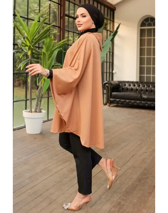 Omarı Şık Düğme Detaylı Bej Panço