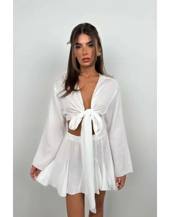 Omarı Stil Sahibi Kayık Yaka Crop Bluz