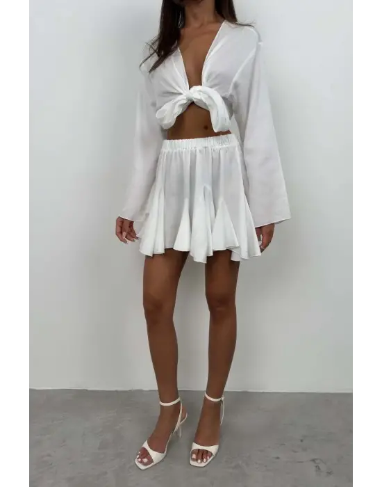 Omarı Stil Sahibi Kayık Yaka Crop Bluz