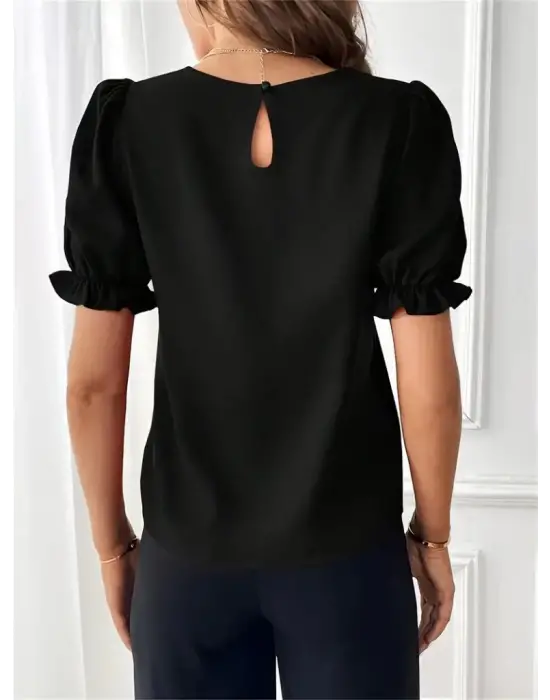 Omarı Rahat Kısa Kollu Kadın Bluzu