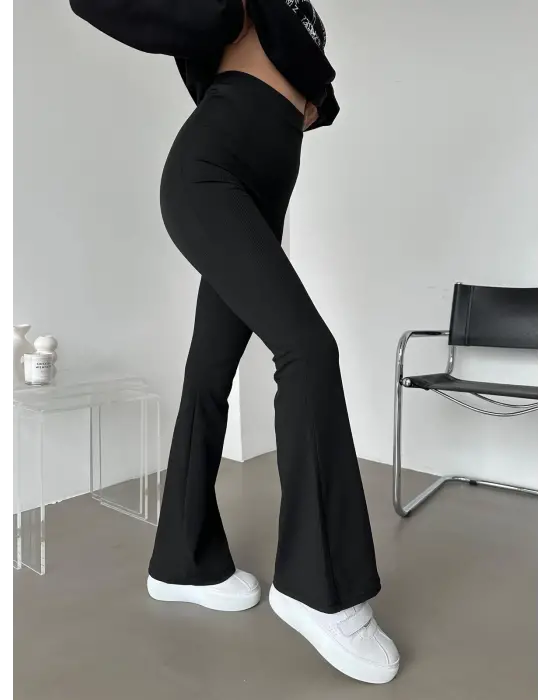 Omarı Şık Ve Rahat Yüksek Bel Fitilli Siyah Tayt