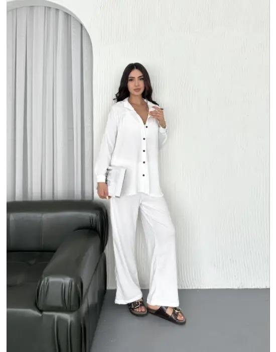 Omarı Elegan Yakalı Uzun Kollu Takım - Beyaz