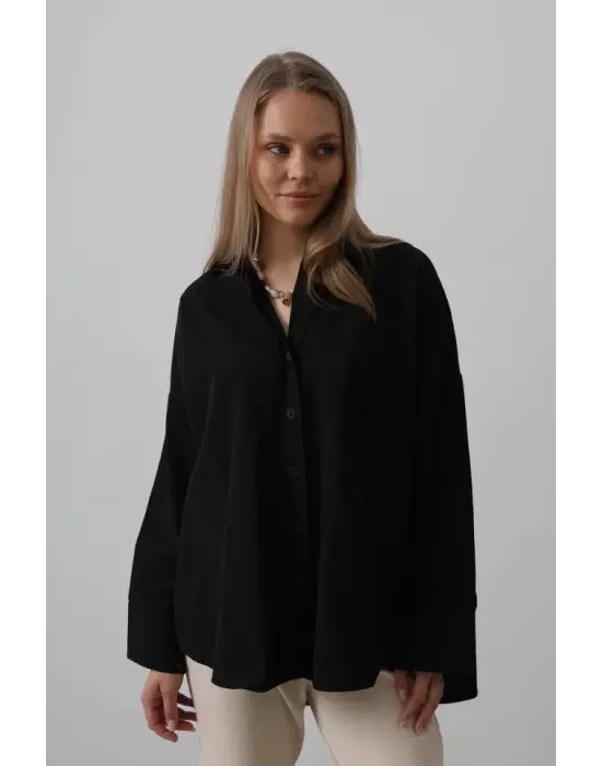 Omarı Şık ve Modern Manşet Detaylı Siyah Gömlek
