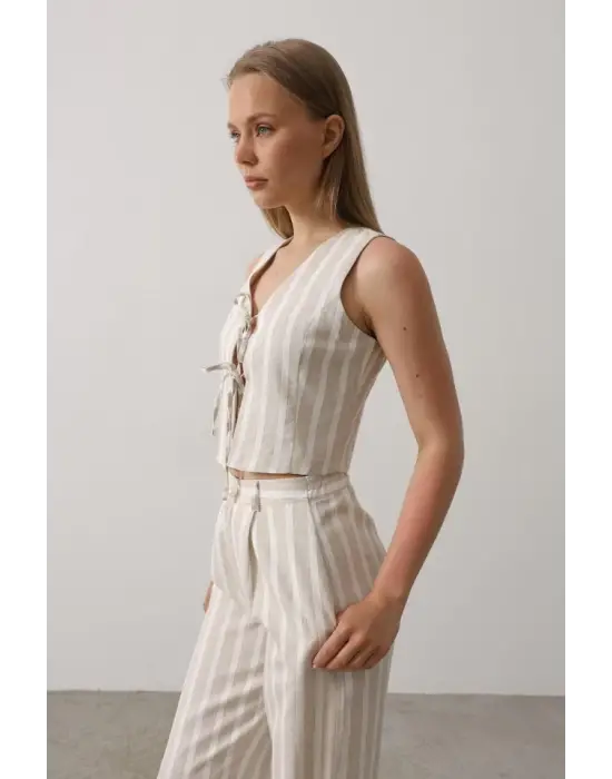 Omarı Elegant Çizgili Yelek - Şıklığınızı Tamamlayın