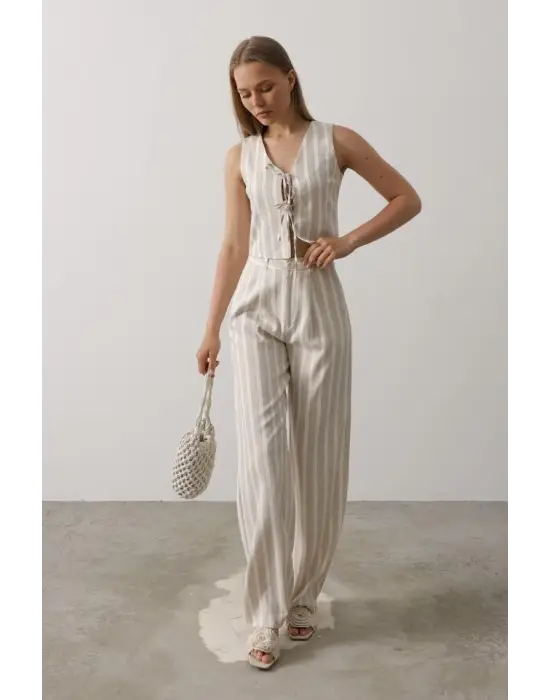 Omarı Elegant Çizgili Yelek - Şıklığınızı Tamamlayın