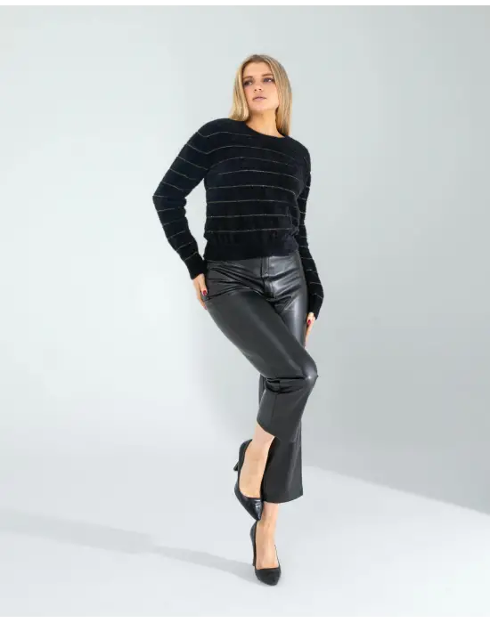 Omarı Siyah Triko Sim Şeritli Moda Trendi