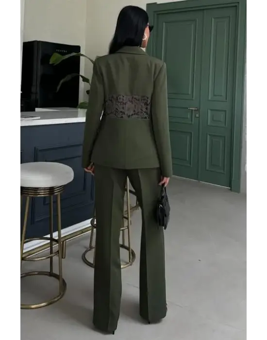 Omarı Dantel Detaylı Premium Takım Elbise