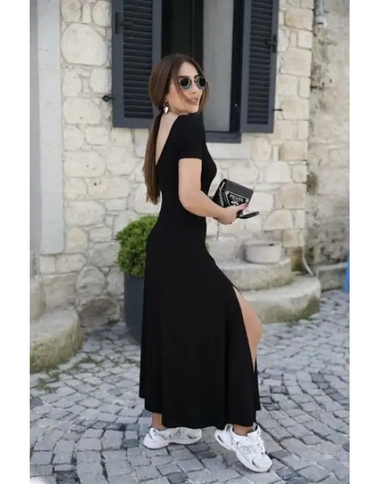 Omarı Şık ve Zarif Kısa Kollu Viskon Elbise