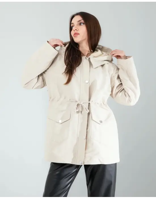 Omarı Etkileyici Yaz Desenli Ceket