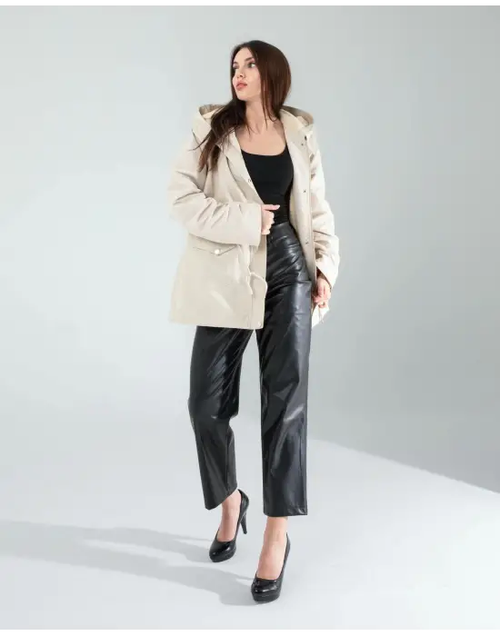 Omarı Etkileyici Yaz Desenli Ceket