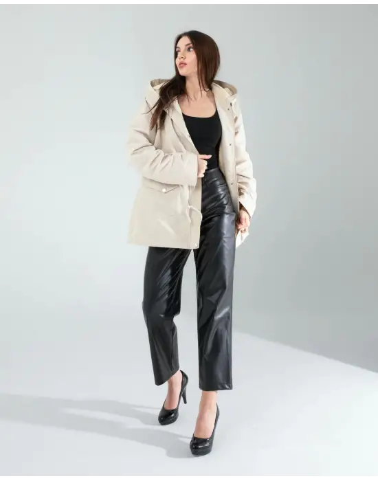 Çarpıcı Yazılı Ceket