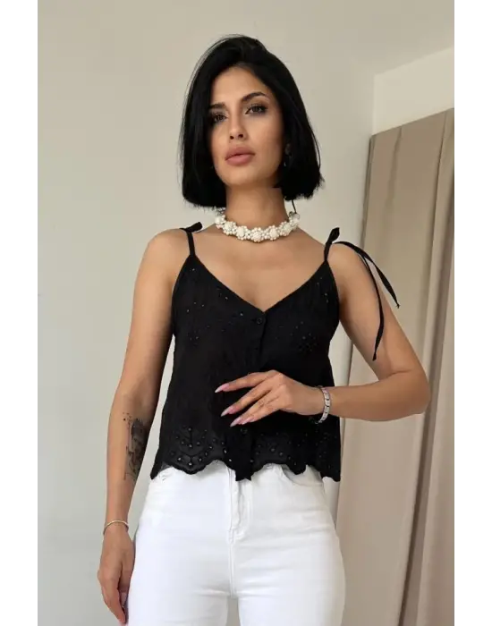 Siyah Bağcıklı Brode Bluz