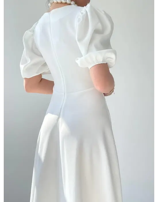 Omarı Balon Kollu Zarif Elbise