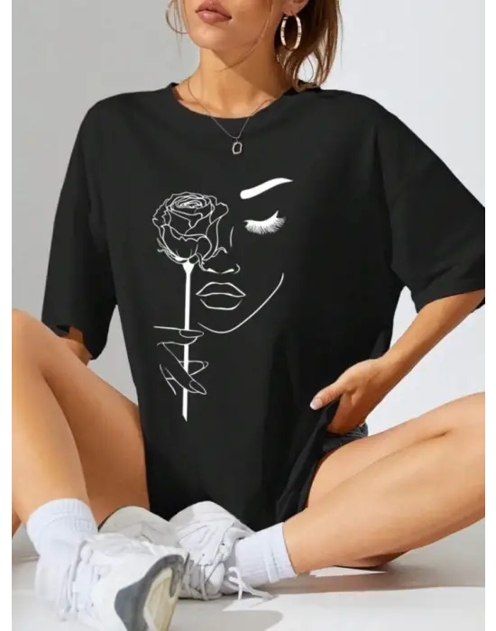 Omarı Siyah Baskılı Oversize T-shirt