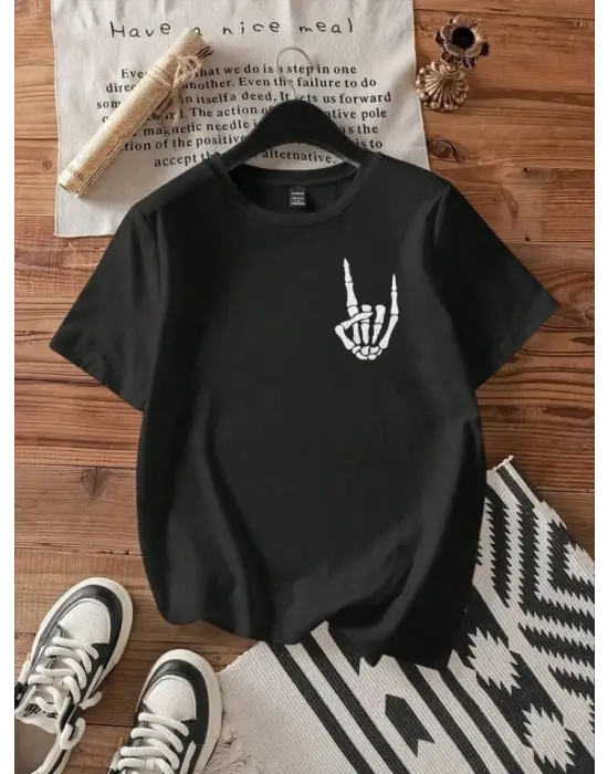 Omarı Yumuşak Dokulu Baskılı Siyah T-shirt