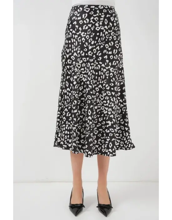 Siyah Beyaz Desenli Saten Etek 15806