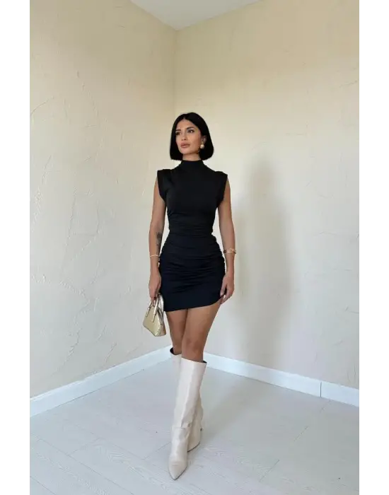 Omarı Şık Büzgülü Kolsuz Elbise