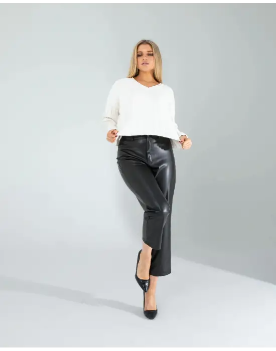 Omarı Siyah Dikiş Detaylı Deri Pantolon