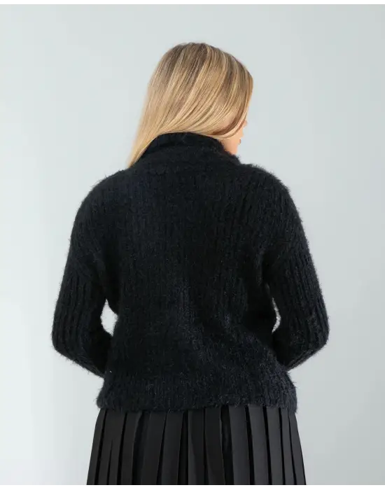 Omarı Siyah Fermuarlı Triko Modelleri