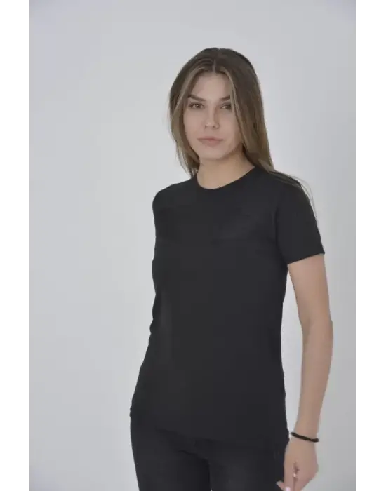 Omarı Siyah Göğüs Detaylı Slim Fit T-shirt