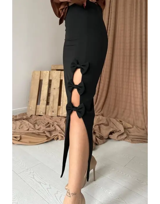 Omarı Zarif Siyah Fiyonklu Etek