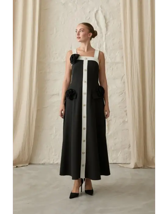 Siyah Güllü Askılı Elbise