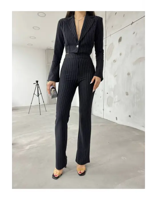 Modern İspanyol Kollu Çizgili Takım