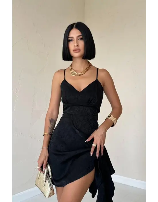 Siyah Jakarlı Asimetrik Elbise