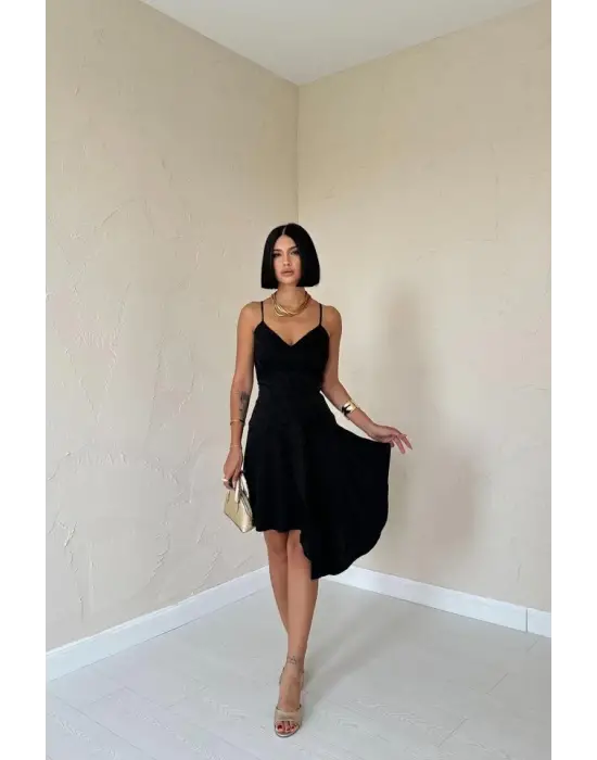 Omarı Siyah Jakarlı Asimetrik Elbise - Şıklığıyla Etkileyen Stil