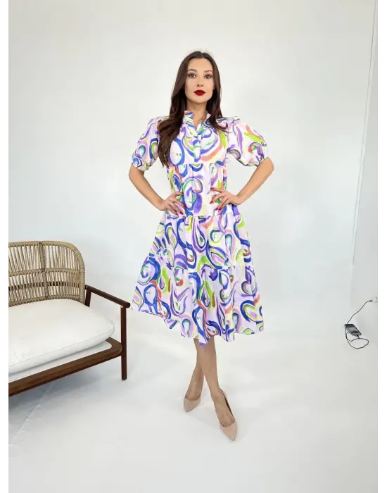 Omarı Siyah İnce Kemer Detaylı Diz Üstü Elbise