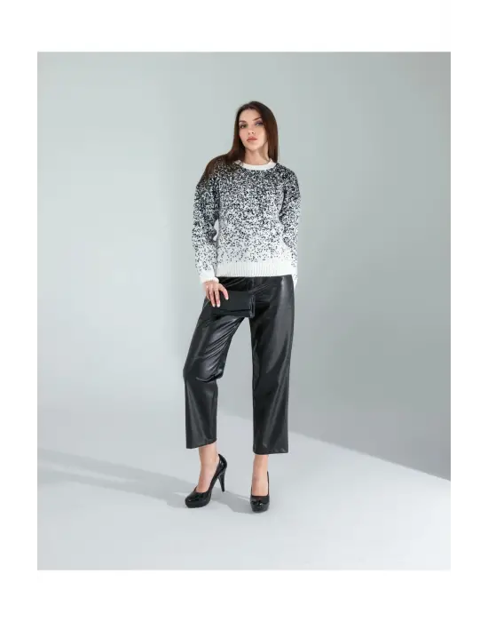 Siyah Kar Tanesi Desenli Triko Kazak