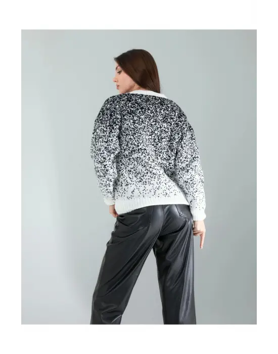 Siyah Kar Tanesi Desenli Triko Kazak