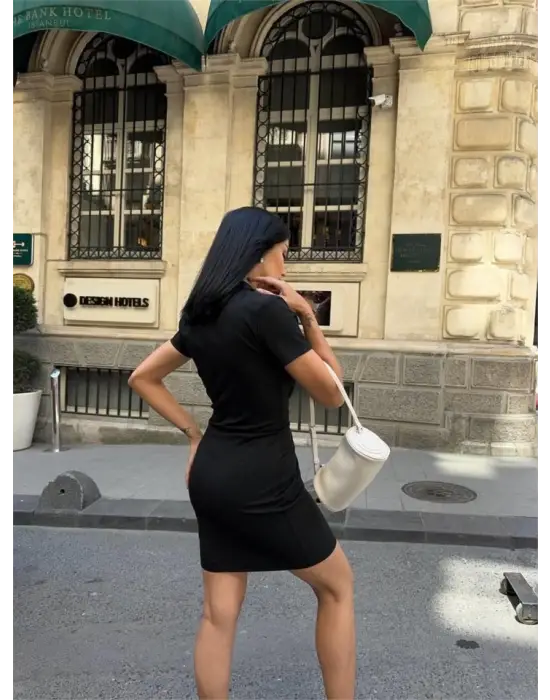 Omarı Siyah Kemer Detaylı Kalem Elbise