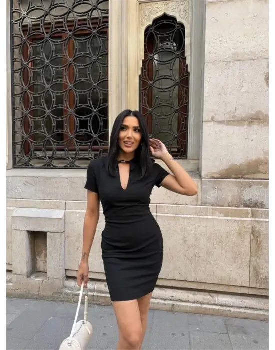 Omarı Siyah Kemer Detaylı Kalem Elbise