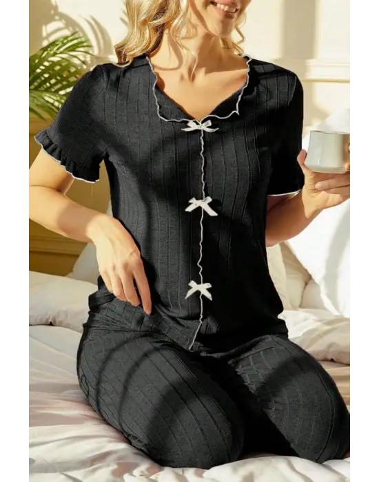 Omarı Rahat ve Şık Siyah Pamuklu Pijama Takımı