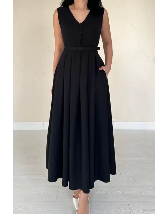 Omarı Siyah Pileli Elbise