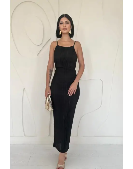 Omarı Siyah Piliseli V Yaka Elbise